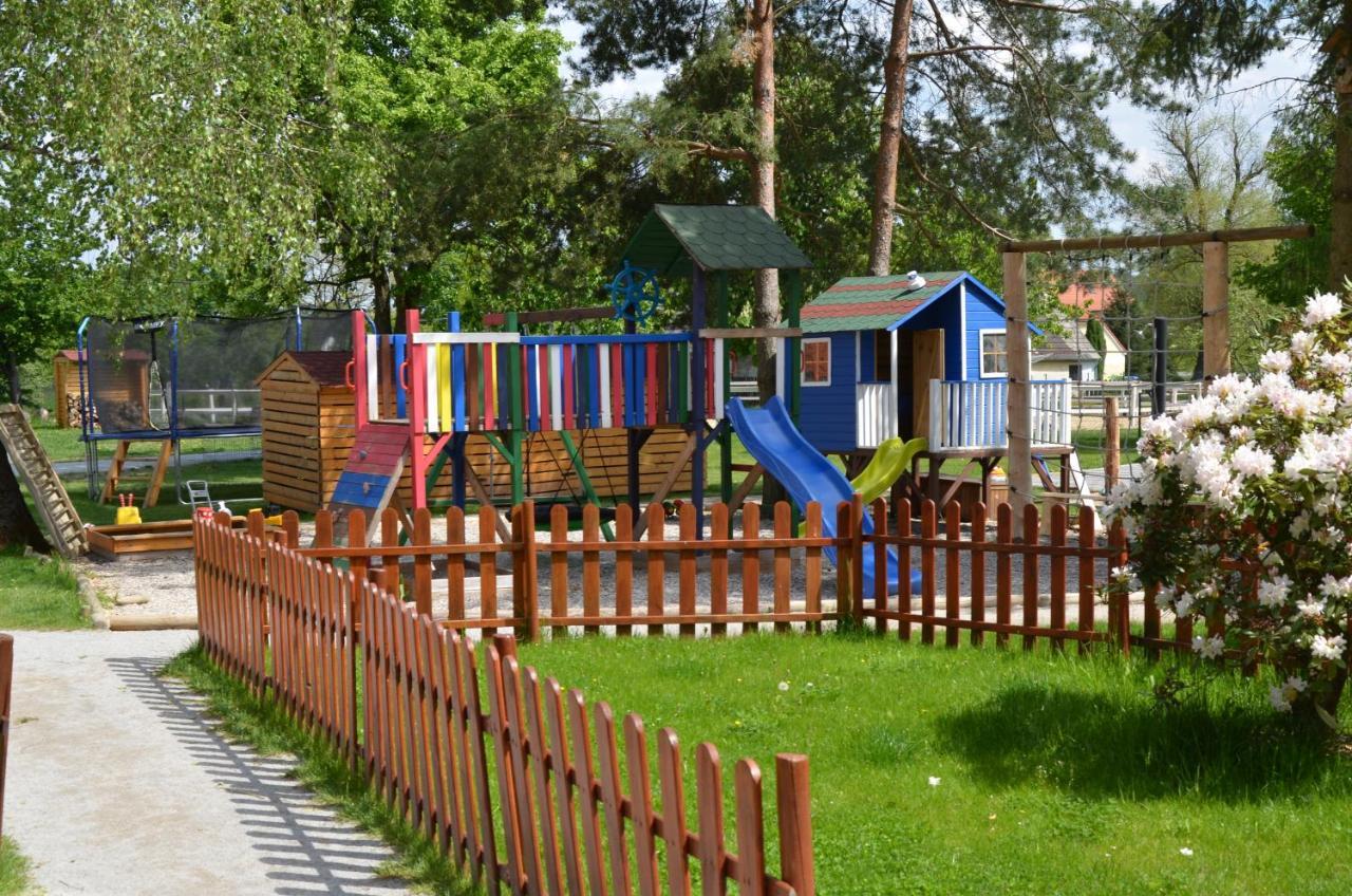 Apartmany Kojakovice - Trebon Jílovice Εξωτερικό φωτογραφία